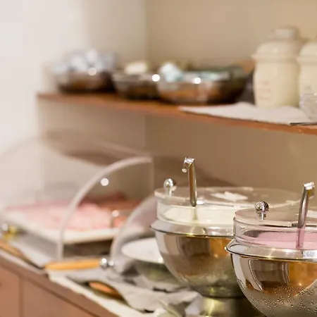 Al Caval 3* 토리델베나코