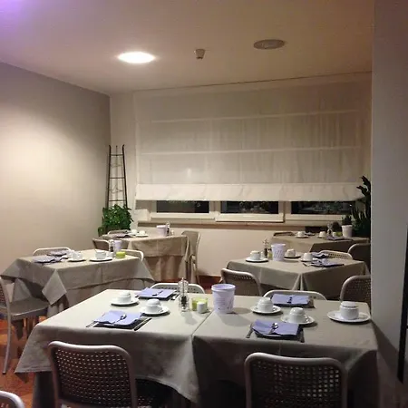 Al Caval 호텔 토리델베나코