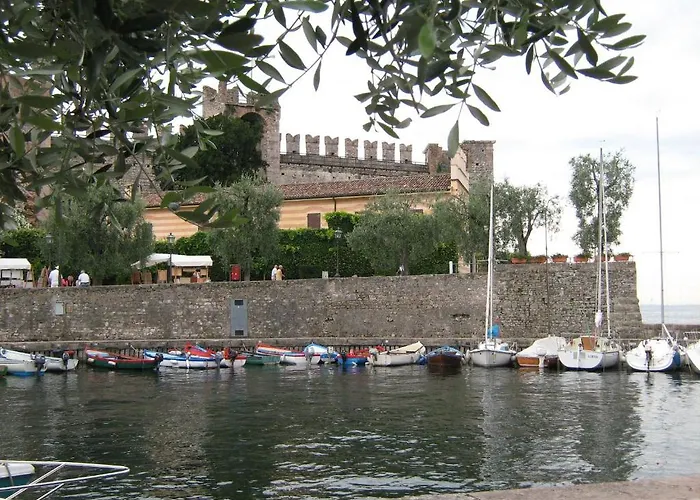 Hotell Al Caval Torri Del Benaco