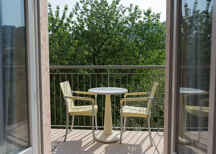 Hotel Al Caval Torri Del Benaco