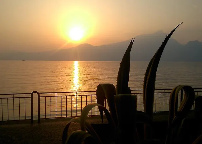 Al Caval Hotel Torri Del Benaco